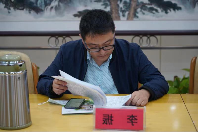 光明路街道喜迎黨的二十大 網(wǎng)絡(luò)名人采風(fēng)團健康咨詢送溫暖